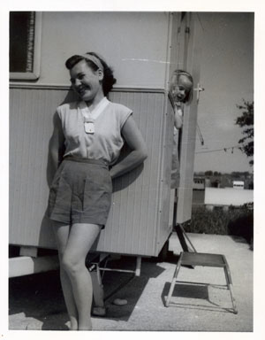 Brownie 127 photography
 by Linda Francis